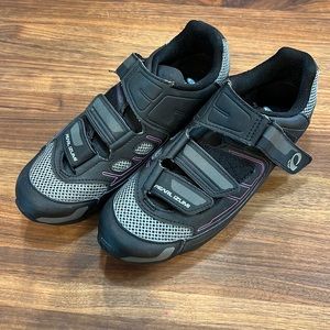 Pearl Izumi womens all road 3 bike shoes